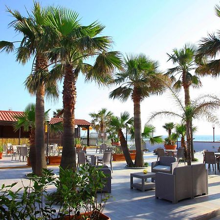 Villaggio La Bussola Paola Exteriér fotografie