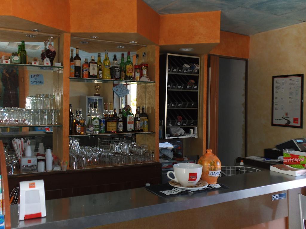 Villaggio La Bussola Paola Exteriér fotografie