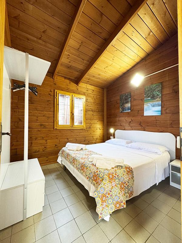 Villaggio La Bussola Paola Exteriér fotografie