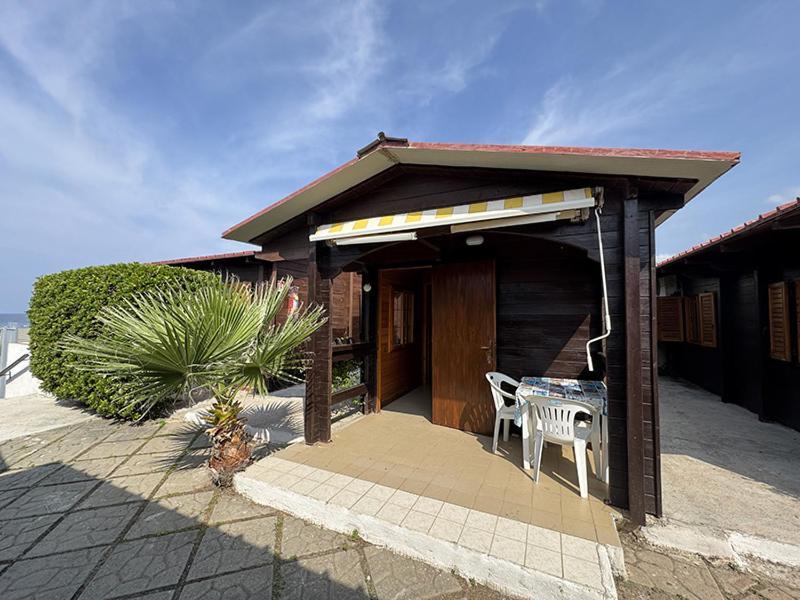 Villaggio La Bussola Paola Exteriér fotografie