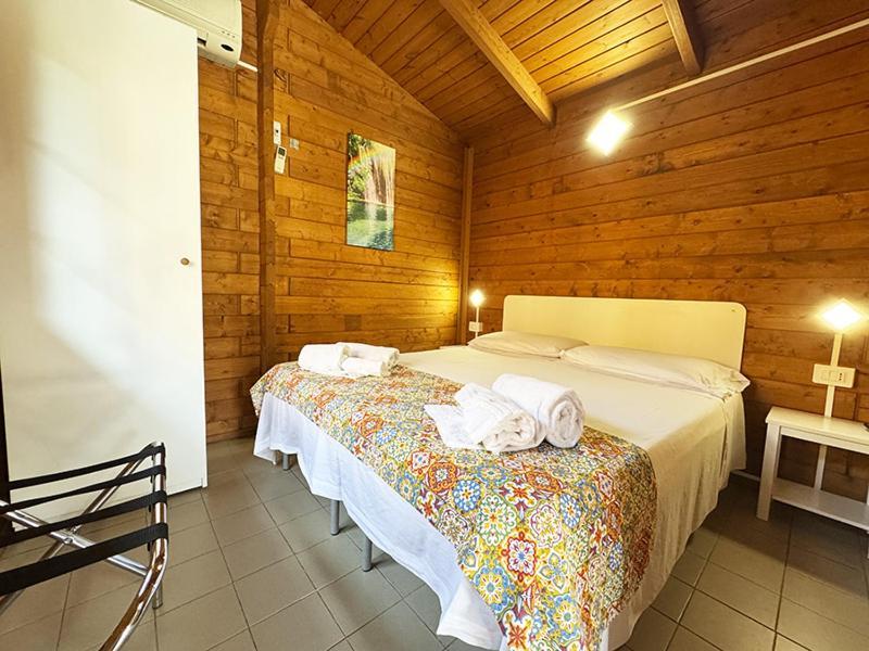 Villaggio La Bussola Paola Exteriér fotografie